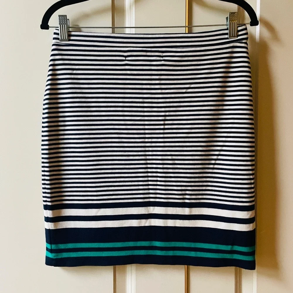 Max Studio Horizontal Stripe Knit Stretchy Mini Skirt Size Medium